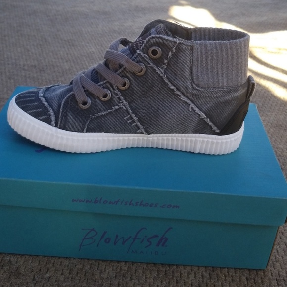 Blow Fish - Picture 2 of 2